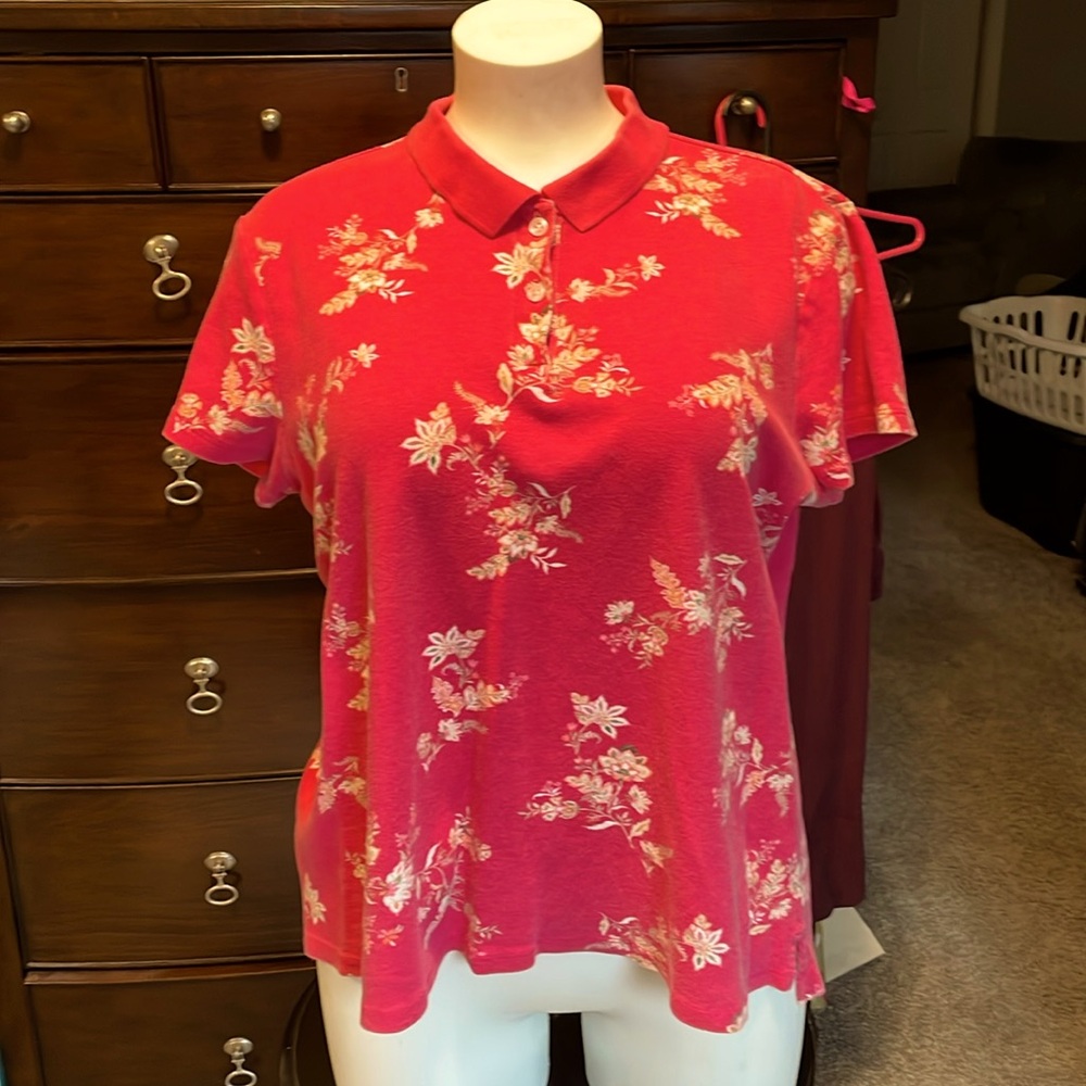 Pink, collared, short sleeve t-shirt. XL